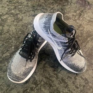 Nike Free Flyknit women’s sneaker size 8,5